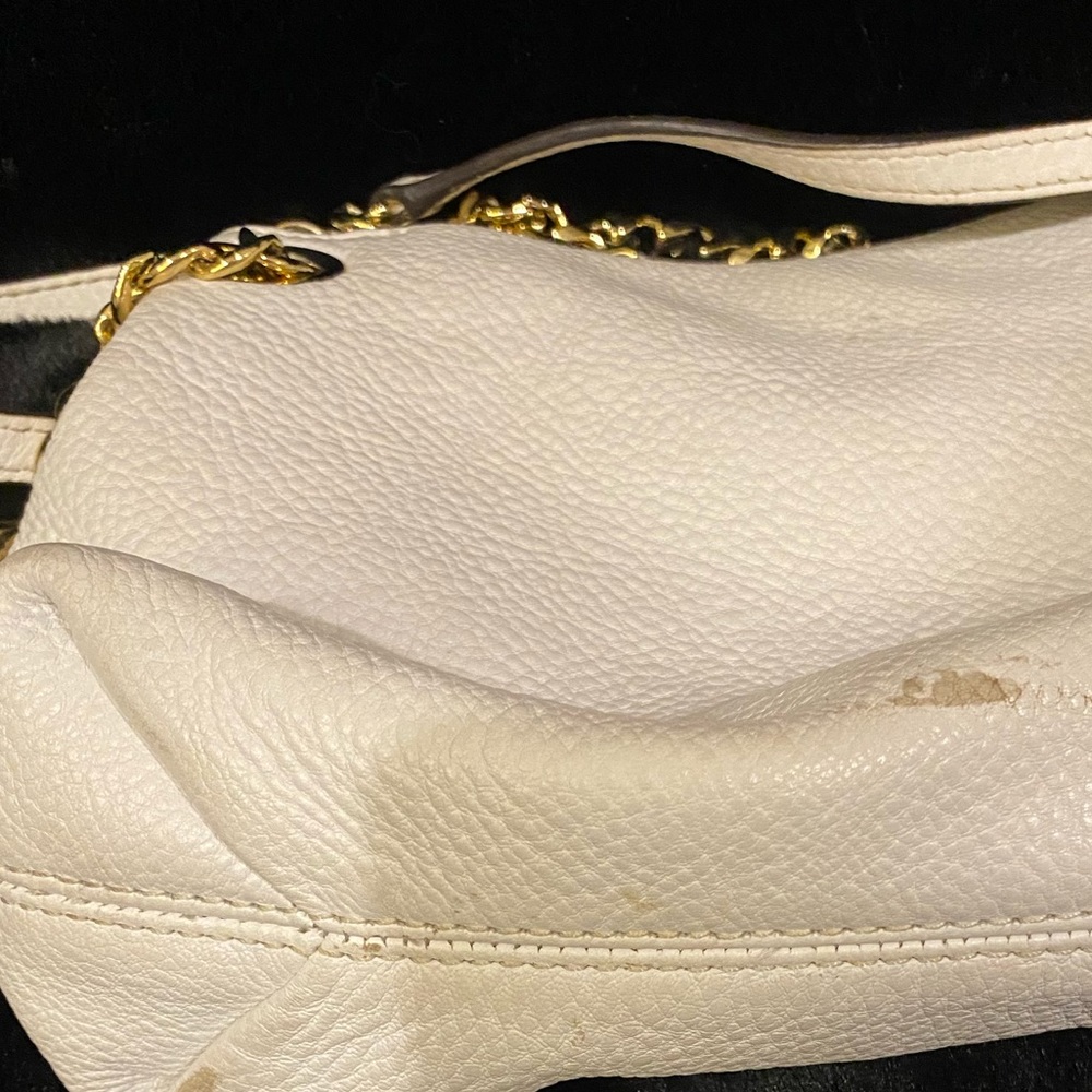 Michael Kors White Jet Set Chain Shoulder Bag - Picture 13 of 13